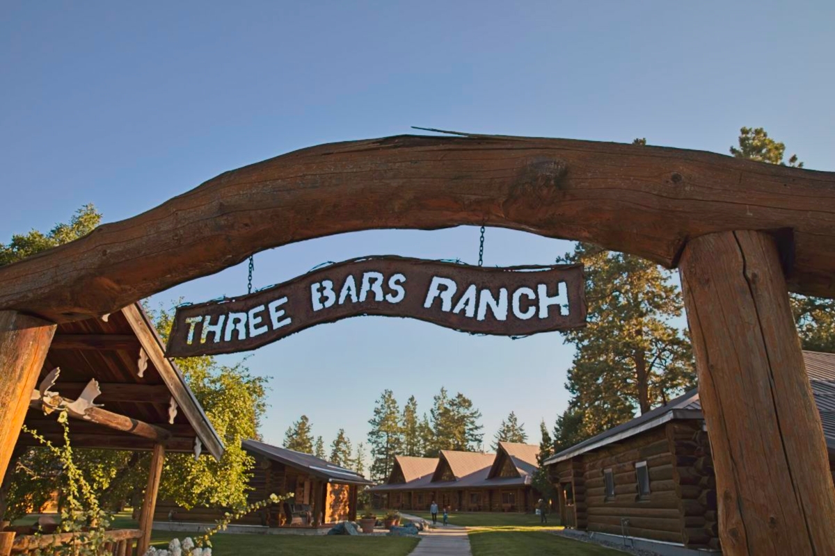 3 Bars Ranch entrance